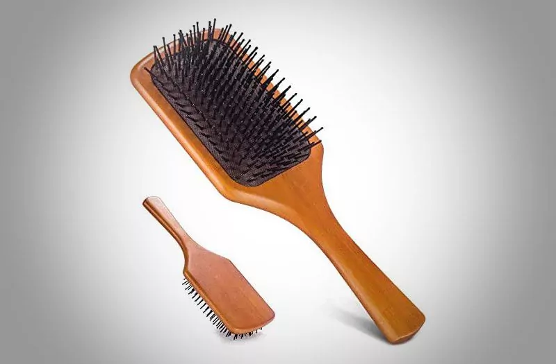 mini brosse à cheveux