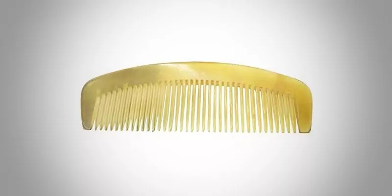 Meilleur peigne pour homme en voyage : nos conseils